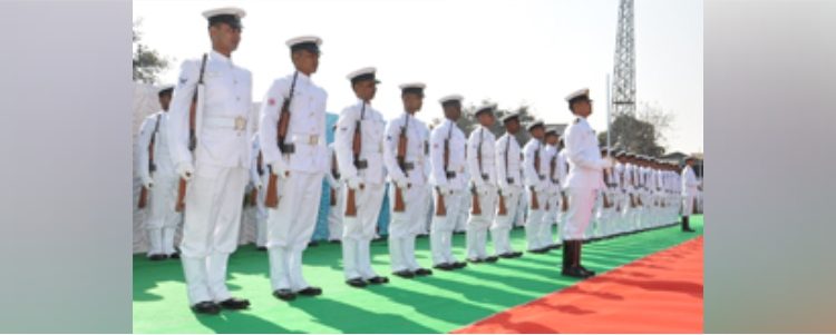 What is the work of a Navy Engineer With Salary and promotions?